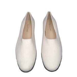 NEW $550 Ralph Lauren Collection Mercia Felt Flats (Shoes)! Creme  MADE IN ITALY